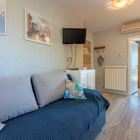 Besonderes Nur 200 Meter Zum Sandstrand Mit Parkplatz, Liegen, Meerblick Lejlighed